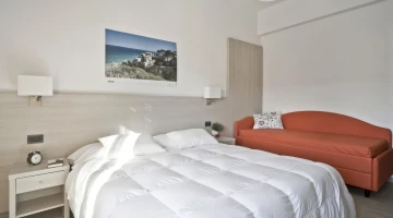 Triple room