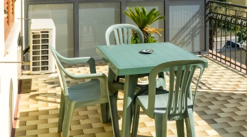 Balcon privé meublé