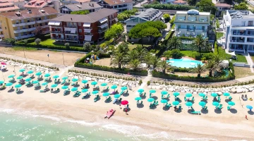 Luftaufnahme des Hotels