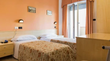 Comfort double room with private balcony
