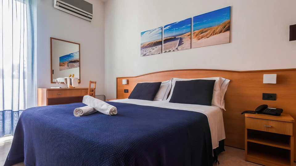 Chambre double avec balcon privé