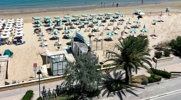 Vista sulla spiaggia privata