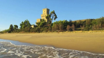 Tour Cerrano