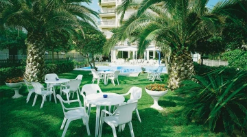 Hotel Sayonara