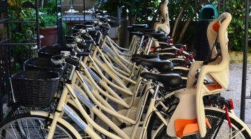 Bicycles with child seats