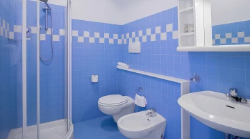 Chambre double avec balcon privé et bureau