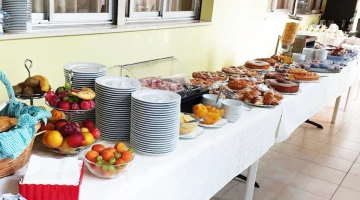 Kontinentales Frühstücksbuffet