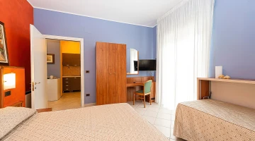 Dreibettzimmer