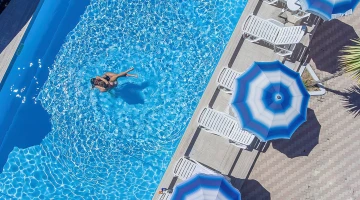 Piscine vue d&#39;en haut