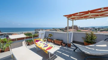 Terrazza panoramica vista mare