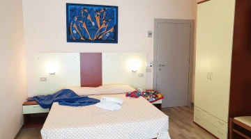 Monolocale con letto matrimoniale