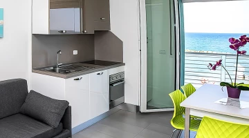 Jacuzzi on the terrace in the suite apartment