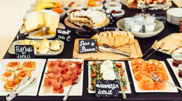 Buffet de petit déjeuner