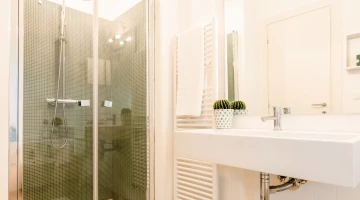 Bathroom with shower cubicle