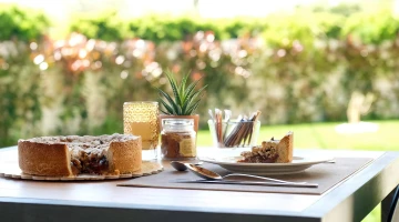 Colazione in giardino