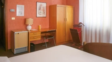 Frigo bar in camera