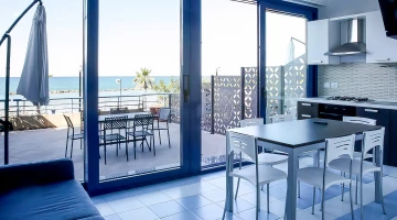 Salle à manger avec vue