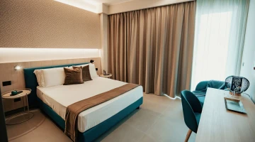 Standard double room with balcony