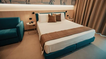 Superior double room with sofa