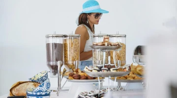 Buffet breakfast