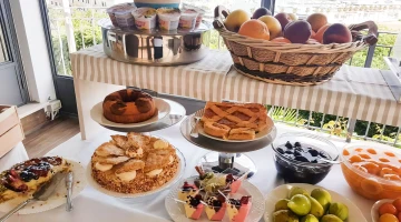 Cakes and fruit for breakfast