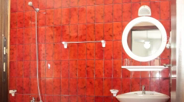 Bathroom with tub