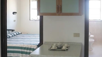 Apartment with double bedroom and bathroom