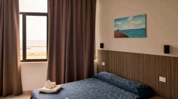 Room with window