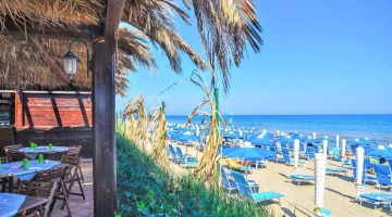 Restaurant mit Meerblick