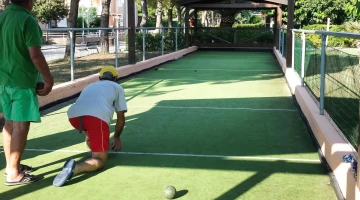 Bowling green