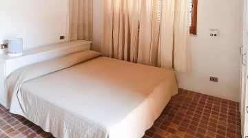 Camera con letto matrimoniale
