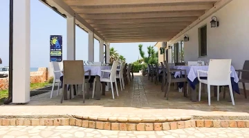 Furnished outdoor spaces