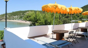 Furnished terrace