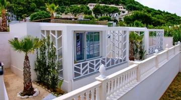 Exterior of the Deluxe Suites