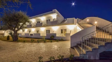Hotel Corona Beach