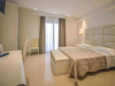 Hotel Corona Beach
