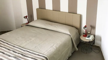 Detail of double bed
