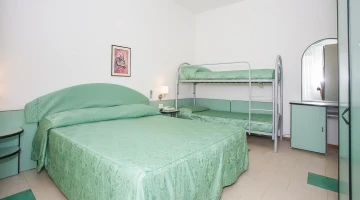 Quadruple room