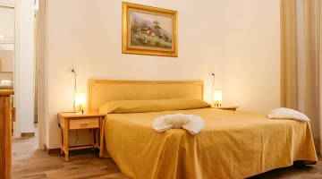 Family room with double bed