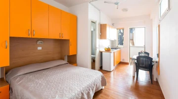 Studio apartment with double bed