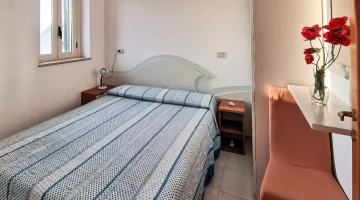 Double room in a two-room apartment