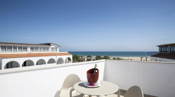 Furnished balcony with sea view
