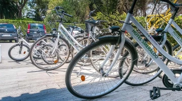 Possibilité de louer des vélos sur place