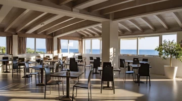 Breakfast room