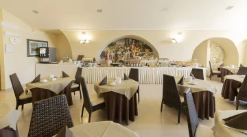 Breakfast room