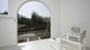 Private furnished patio