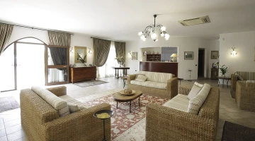 Common room with sofas