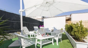 Furnished corner of the garden