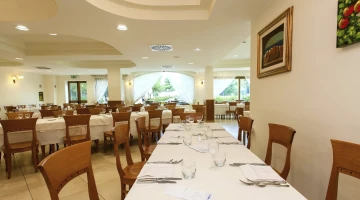 Internal restaurant