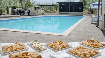 Aperitif by the pool